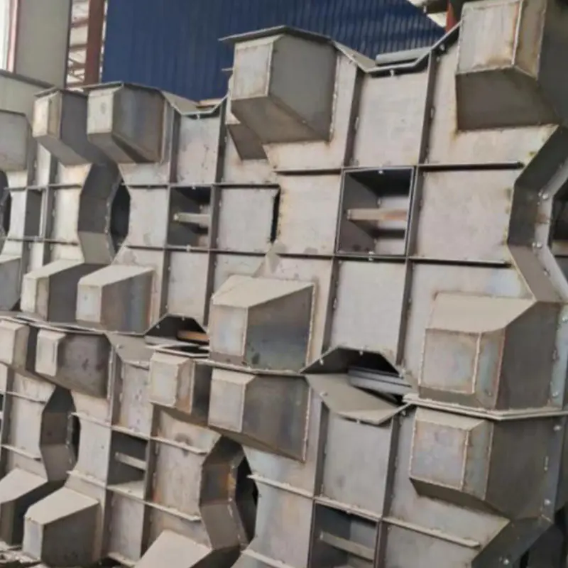 Hohle quadratische Form/Form